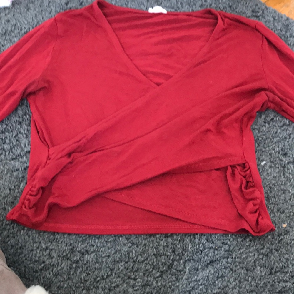 Red fake wraps top from garage